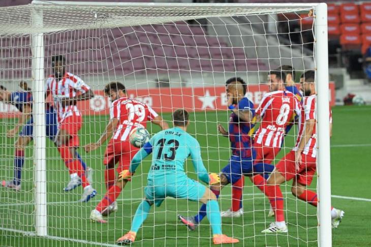 برشلونة وأتلتيكو مدريد برشلونة وأتلتيكو مدريد